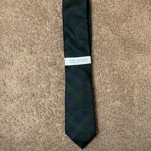 NWT Tie - Ryan Seacrest Distinction
